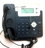 IP телефон Yealink SIP-T20 в комплекте с гарнитурой VT1000
